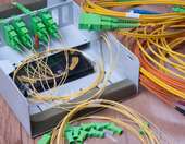 Ποια είναι η βουλγαρική εταιρεία που μπαίνει "σφήνα" στα δίκτυα οπτικών ινών