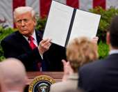 ΟΙ ΗΠΑ προχωρούν από Τετάρτη σε δασμούς 104% στην Κίνα επειδή το Πεκίνο δεν πήρε πίσω τους δασμούς-αντίποινα στον Τραμπ