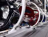 Το εργόστασιο που φτιάχνει 1.400 αυτοκίνητα κάθε μέρα