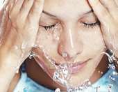 Τέσσερα βήματα για πιο όμορφο δέρμα