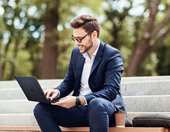 Ήρθε η ώρα για τις επιχειρήσεις να επενδύσουν σε laptops με τεχνητή νοημοσύνη;