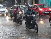 Πλημμύρισαν δρόμοι στη Θεσσαλονίκη μετά την καταιγίδα