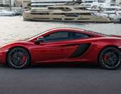 Δύο McLaren των Hamilton και Button και μια μοναδική ευκαιρία