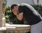 Ισπανία: Κλιματικά καταφύγια για την προστασία από τους καύσωνες σχεδιάζει η κυβέρνηση