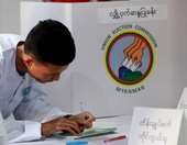 Μιανμάρ: Ξεκίνησε η τελευταία φάση των βουλευτικών εκλογών - Φαβορί το κόμμα της στραττωτικής χούντας