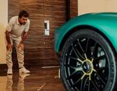 Χάλασε η Aston Martin Valkyrie του Alonso μόλις την αγόρασε