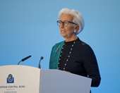 Αμετάβλητα τα επιτόκια της ΕΚΤ για τέταρτη διαδοχική συνεδρίαση - Οι νέες προβλέψεις για ανάπτυξη και πληθωρισμό