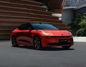 H Lynk &amp; Co φέρνει ηλεκτρικό supercar με απίστευτα χαμηλή τιμή