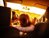 Ερωτικές περιπτύξεις με 145χλμ./ώρα, γλίτωσαν το ατύχημα αλλά συνελήφθησαν