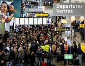 Εκατοντάδες ακυρώσεις πτήσεων αναμένονται στο αεροδρόμιο του Άμστερνταμ εξαιτίας χιονιού και παγετού