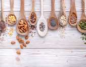 "Fibremaxxing": Γιατί η αυξημένη κατανάλωση φυτικών ινών έχει γίνει η νέα διατροφική μόδα και ποιοι κίνδυνοι κρύβονται