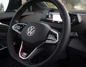 Τι απαντά η VW στην αγωγή που δέχτηκε για τα κουμπιά αφής στο τιμόνι