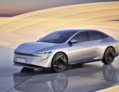 Νissan δεν είναι μόνο SUV: Παρουσίασε δύο εντυπωσιακά sedan