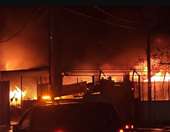 Μεγάλη φωτιά σε εργοστάσιο πλαστικών στο Μενίδι - Ήχησε το 112 στην περιοχή