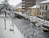 Κλειστά αύριο τα σχολεία στους δήμους Φλώρινας και Πρεσπών - Έπεσε το πρώτο χιόνι του 2026
