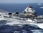 Κίνα: Ναυτικές και αεροπορικές περιπολίες πραγματοποιήθηκαν στη Νότια Σινική Θάλασσα