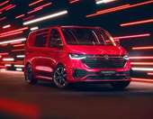 Η Volkswagen μετέτρεψε το Transporter σε GTI van