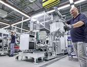 "Μαύρη μέρα" για το εργασιακό της Ευρώπης-προμηθευτής αυτοκινήτων απολύει 13.000 εργαζομένους