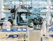 Volkswagen: Πώς θα σώσει τα εργοστάσια στην Γερμανία