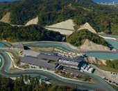 Ιάπωνας δισεκατομμυριούχος έφτιαξε πίστα για την οικογένειά του