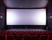 Επιστρέφουν οι Έλληνες στα σινεμά – Πόσα εισιτήρια κόπηκαν το 2025 και οι 10 εμπορικότερες ταινίες