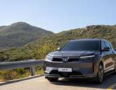 Ξεκληρίστηκε τετραμελής οικογένεια σε δυστύχημα με ηλεκτρικό αυτοκίνητο- υπό έρευνα η φίρμα