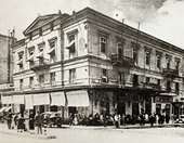 Οι ομαδικές μετακομίσεις κάθε 1η Σεπτεμβρίου του 19ου αι. - Κάρα φορτωμένα νοικοκυριά συνωστίζονται στους δρόμους της Αθήνας