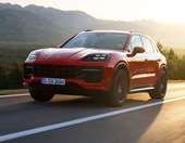 Ένας στους τρεις αγοραστές της Porsche επέλεξε αυτό το αυτοκίνητο