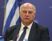 Live οι δηλώσεις του Υπουργού Αγροτικής Ανάπτυξης και Τροφίμων Κώστα Τσιάρα για τα αιτήματα των αγροτών