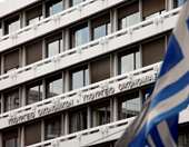 Τι εξασφαλίζει τη μείωση του χρέους στο 119% του ΑΕΠ ως το 2029