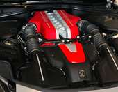 Σε δύο "στρατόπεδα" οι αυτοκινητοβιομηχανίες της Ευρώπης για τους θερμικούς κινητήρες