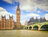 Βρετανία: Ο προσωπάρχης του πρωθυπουργού Στάρμερ παραιτήθηκε εξαιτίας των σχέσεων ανάμεσα στον Μάντελσον και τον Έπσταϊν