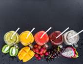 Αποτοξίνωση μόνο με χυμούς για να χάσουμε κιλά: Γιατί μπορεί να είναι επικίνδυνη, σύμφωνα με νέα έρευνα