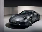 Η Porsche παρουσίασε την πιο ισχυρή 911 όλων των εποχών (video)