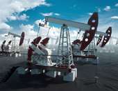 "Σκαρφαλώνει" το πετρέλαιο με φόντο τα μέτρα του ΟΠΕΚ