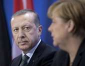 Μέρκελ: Μόνο υπό την επίβλεψη του ΟΗΕ επανεγκατάσταση στη Συρία προσφύγων από την Τουρκία