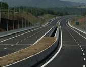 Κλειστή και στα δύο ρεύματα κυκλοφορίας η Ιόνια Οδός, λόγω κατολίσθησης στα όρια Άρτας και Αιτωλοακαρνανίας