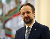 Σίμκους (ΕΚΤ): Να είμαστε έτοιμοι για νέα σοκ από τη στρατιωτική απειλή της Ρωσίας