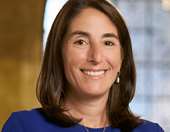 Hammack (Cleveland Fed): Τα επιτόκια θα μπορούσαν να μείνουν αμετάβλητα για αρκετό καιρό