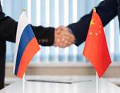 Πεκίνο και Μόσχα συμφωνούν σε στενότερους αμυντικούς δεσμούς