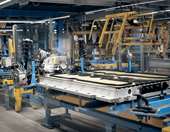 Σταματάει την κατασκευή εργοστασίων για μπαταρίες ηλεκτρικών αυτοκινήτων εταιρεία που ανήκει σε δύο κολοσσούς