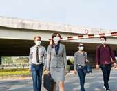 Ινδία: Η ατμοσφαιρική ρύπανση στο Νέο Δελχί έφτασε σε επίπεδο πάνω από 60 φορές υψηλότερο από το ανώτατο όριο που έχει θέσει ο ΠΟΥ