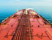 Δεξαμενόπλοιο "φάντασμα" με προορισμό τη Ρωσία κάνει αναστροφή και απομακρύνεται από τη Βαλτική