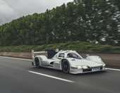 Η Porsche 963 RSP είναι ένα αγωνιστικό που ξέφυγε από τις πίστες και βγήκε στον δρόμο