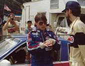 Ο Tom Cruise ήταν αθλητής με ενα αγωνιστικό Nissan 300ZX