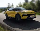 Δείτε το απολαυστικό unboxing μιας Lotus Eletre (video)