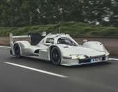 Οδηγούμε την πιο ακραία Porsche με άδεια κυκλοφορίας, τη θηριώδη και μοναδική 963 RSP