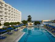 Η ΕΤΕ πουλά την Grand Hotel Summer Palace