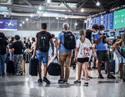 Σε προ COVID επίπεδα οι πτήσεις στην Ελλάδα μέχρι τον Σεπτέμβριο