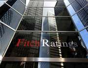 Fitch: Πώς επηρεάζεται ο τουρισμός από τις πυρκαγιές και τον καύσωνα - Τι λέει για τη ΔΕΗ